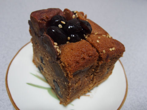 皿の絵は今話題の九条ねぎ