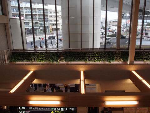 大阪方面のホーム