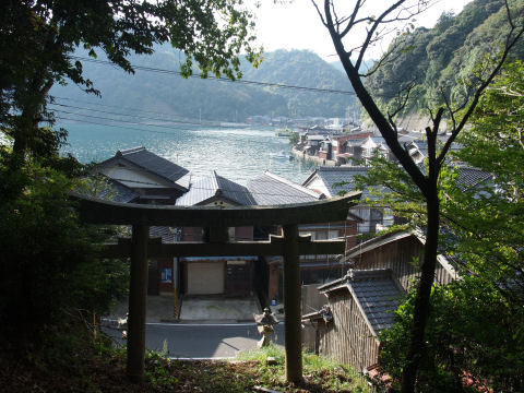 高いところにある神社から