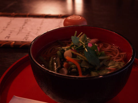 山菜そば 柿の葉寿司付 1100円