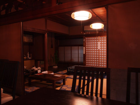 テーブル席でした