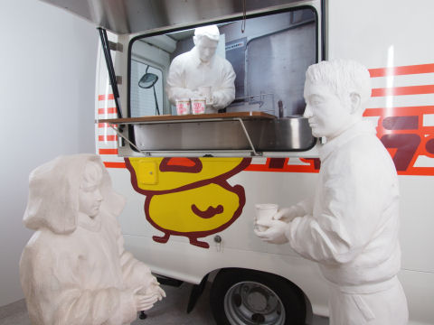 阪神大震災のとき出動したというチキンラーメン号．