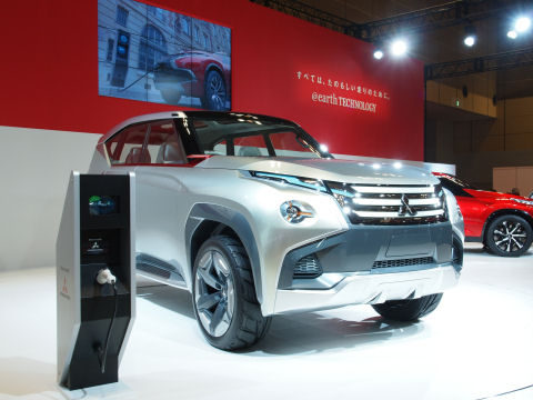 ガソリン並みの速さで充電してくれれば