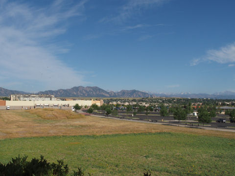 朝は晴れるが午後は曇ったりサンダーストームったり