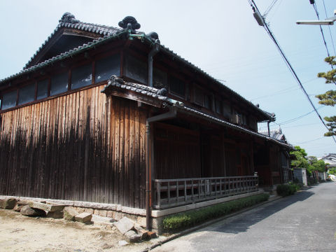 こういう家に住むのもよい