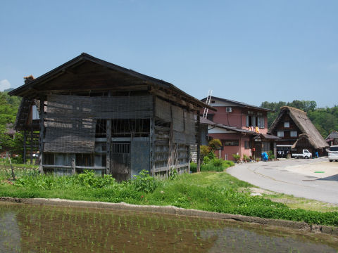 トラックが生活感出してる