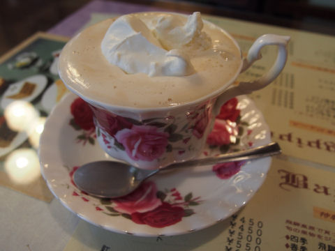 どっかりクリームがのってる