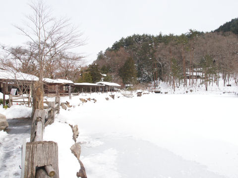 左は展望ポイント