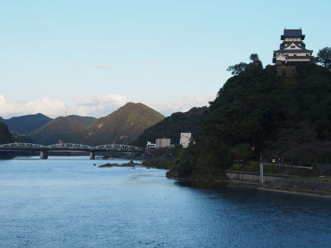 建物が写らないように