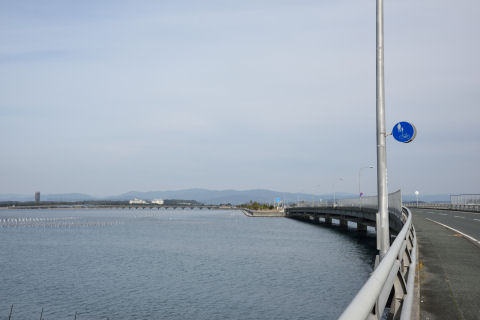 自転車も通れる歩道