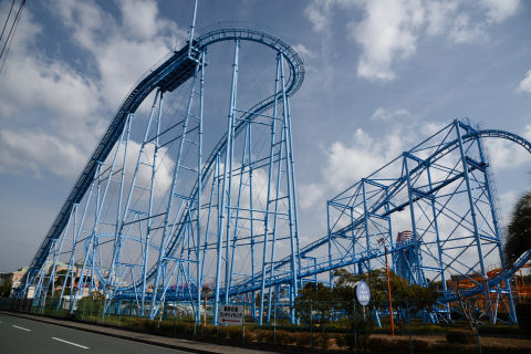 突然現れたジェットコースター