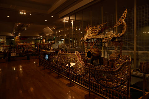 楽器に見えない豪華な楽器