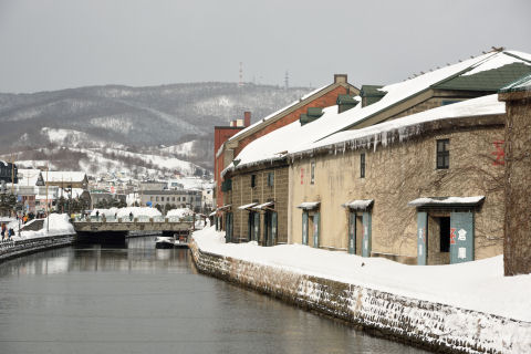 向こう側は曇ってる