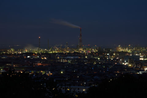 カメラのディスプレイで見た印象より暗い