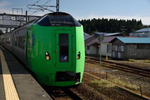 緑の特急ってめずらしい