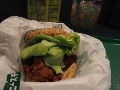 1階の部屋 2階はもっと眺めよいかも