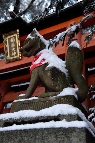 背景をボカすように