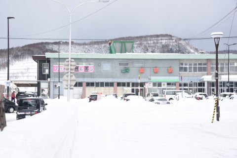 割とポップな感じの駅