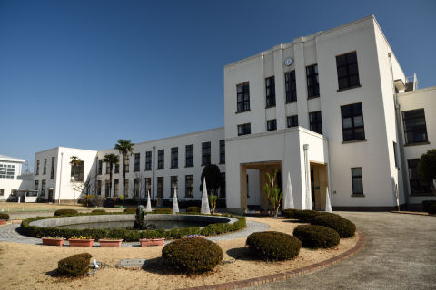 噴水とか色々凝ったデザイン