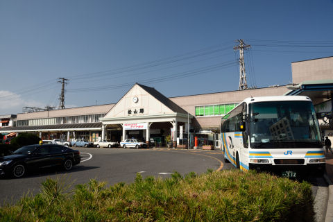 地方都市の駅って感じ
