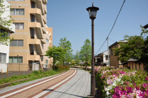 なるほど廃線跡か