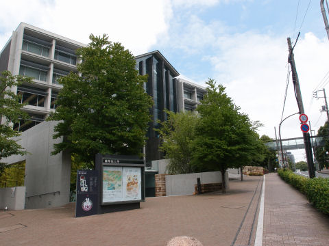 正確には違う建屋