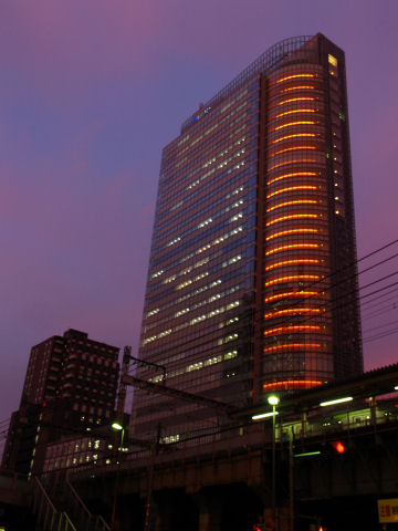 隣はインテージ秋葉原ビル