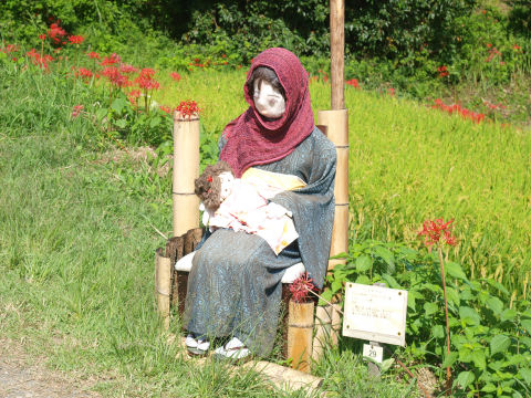 子を慈しむ母か