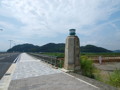 この辺は一般の道路と一緒