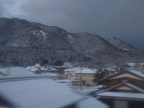 起きたら白い世界でちょっとびっくり