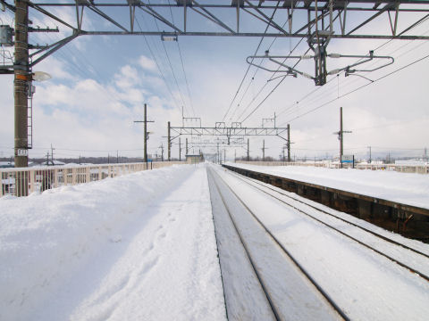 延々と続く白いレール