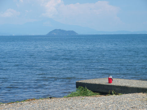 レジャー客の水筒