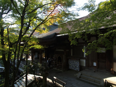 堂内は撮影禁止