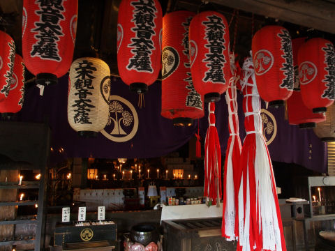 ちょうちんがいっぱい