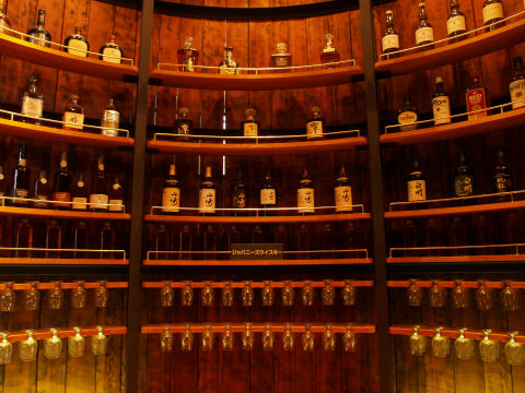 反対側にはスコッチウィスキーがあった