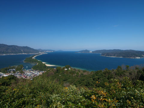 広角レンズをフル活用