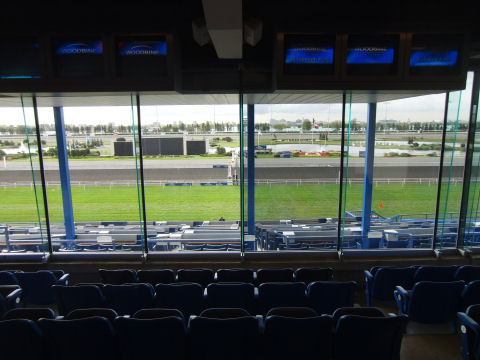 人がいないせいかオシャレに見える