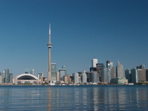 やはりCNタワーがひときわ目立つ