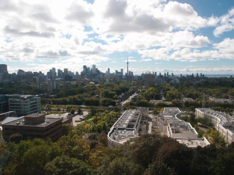 逆光気味でちょっとザンネンNタワー