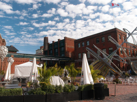 南の駐車場の辺りから